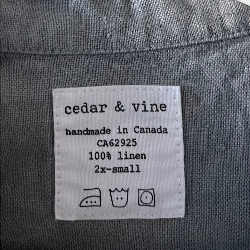 Cedar & Vine Lisa Shirt 100% Linen Light Gray Button Down Made In Canada - Picture 6 of 8